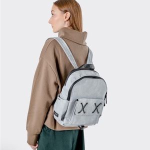 Almost new Backpack-Venque cross Elle backpack